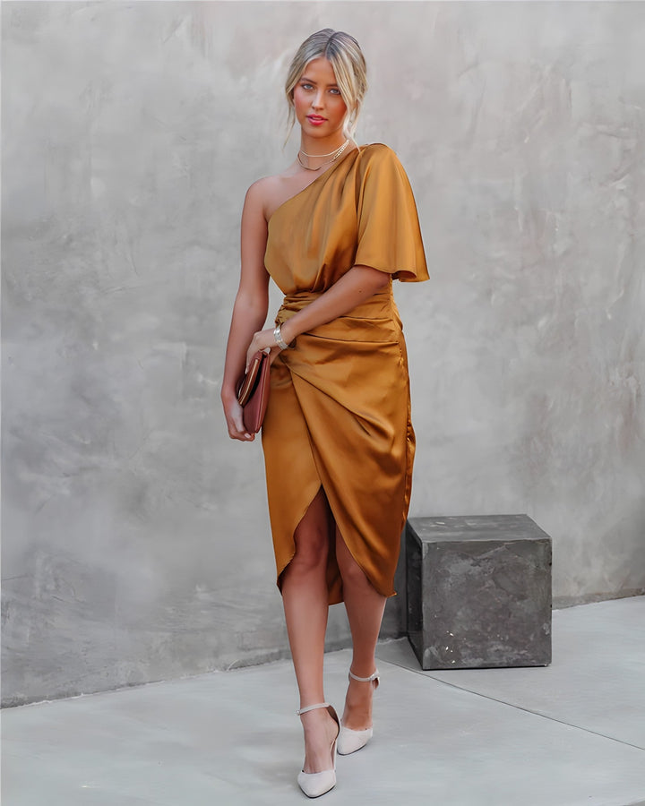Vestido de festa Élise com cores vibrantes, estilo chic e elegância marcante.