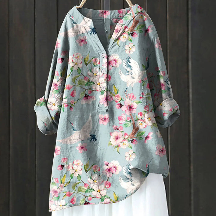 Camisa feminina floral elegante e confortável. Perfeita para looks casuais de primavera e verão.