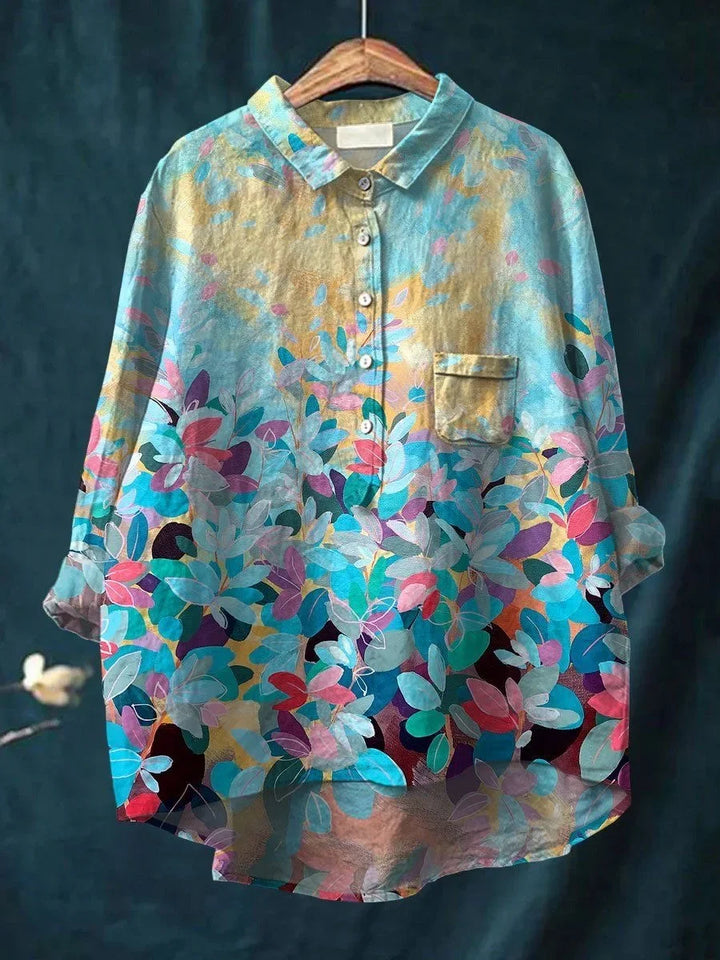 Camisa floral feminina solta, design elegante e confortável. Roupa ideal para moda verão casual com linda estampa.
