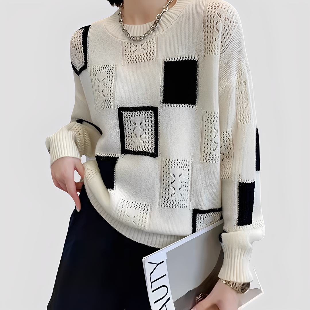 Pulôver feminino moderno Christal, ideal para inverno. Blusa confortável e versátil em cores neutras, para estilo casual.
