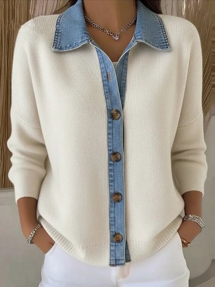 Camisola feminina Léonie com gola moderna, look casual chic de outono/inverno. Elegante, confortável e versátil.