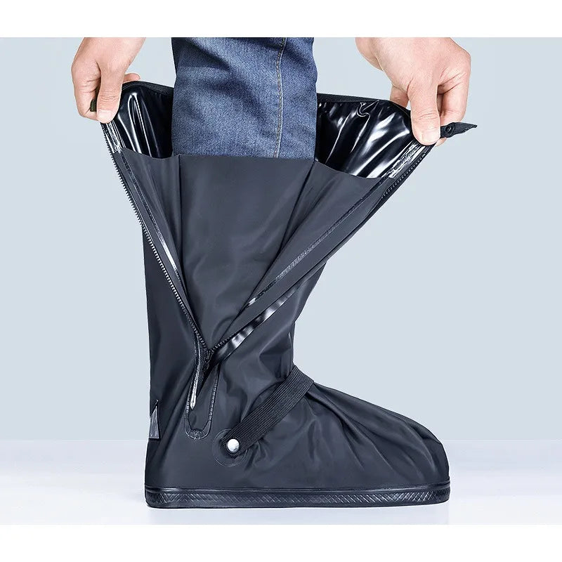 Sobrecapas impermeáveis femininas antiderrapantes para sapatos, ideais para proteção contra chuva e neve no inverno.