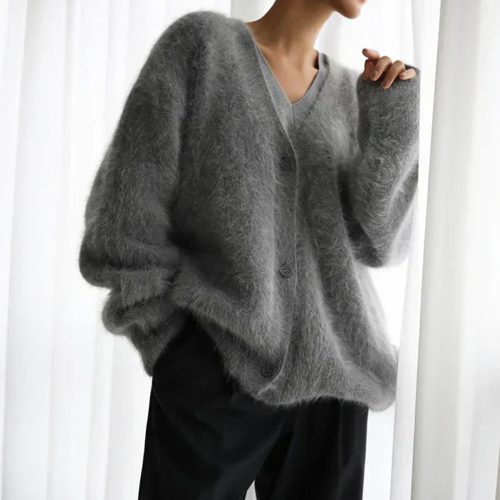 Camisola feminina chic e confortável para outono/inverno. Uma peça de moda versátil que combina elegância e bem-estar diário.