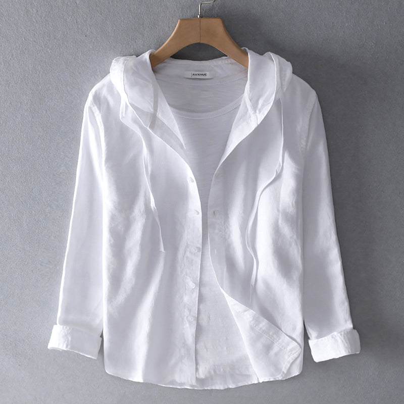 Vestuário feminino Colene: camiseta com capuz de tecido leve. Conforto e versatilidade para o dia a dia da mulher.