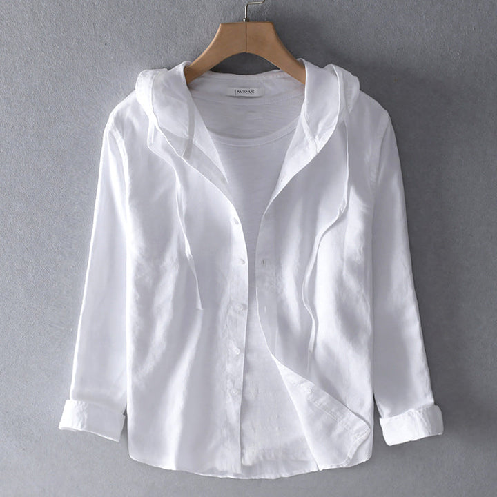 Vestuário feminino Colene: camiseta com capuz de tecido leve. Conforto e versatilidade para o dia a dia da mulher.