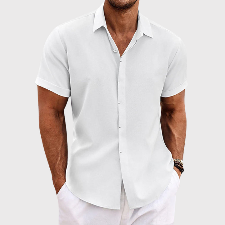 Camisa masculina casual manga curta, leve para atividades de verão, com máximo conforto.