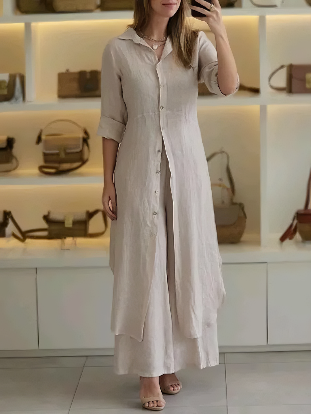 Conjunto Feminino Vivenne de duas peças, luxuoso e elegante para moda outono/inverno.