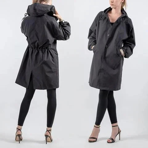 Sobretudo feminino elegante e oversized com capuz, para proteção chuva. Jaqueta de outono/inverno estilosa.