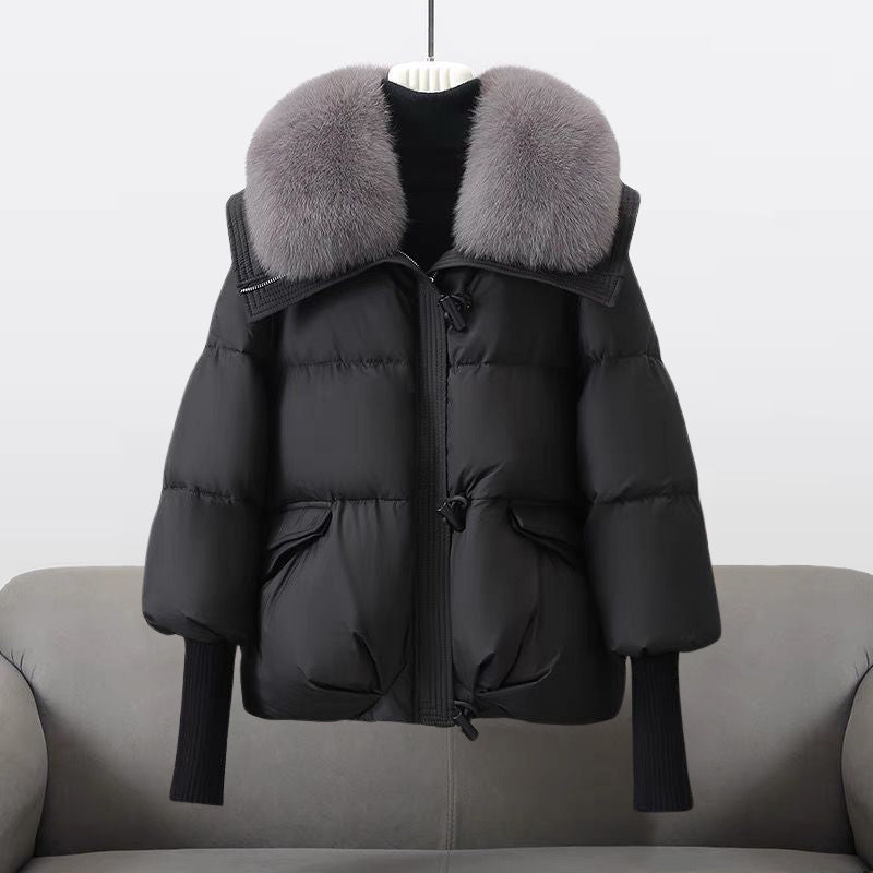 Jaqueta acolchoada feminina Oslo, curta, com capuz. Perfeita para moda feminina casual de inverno.