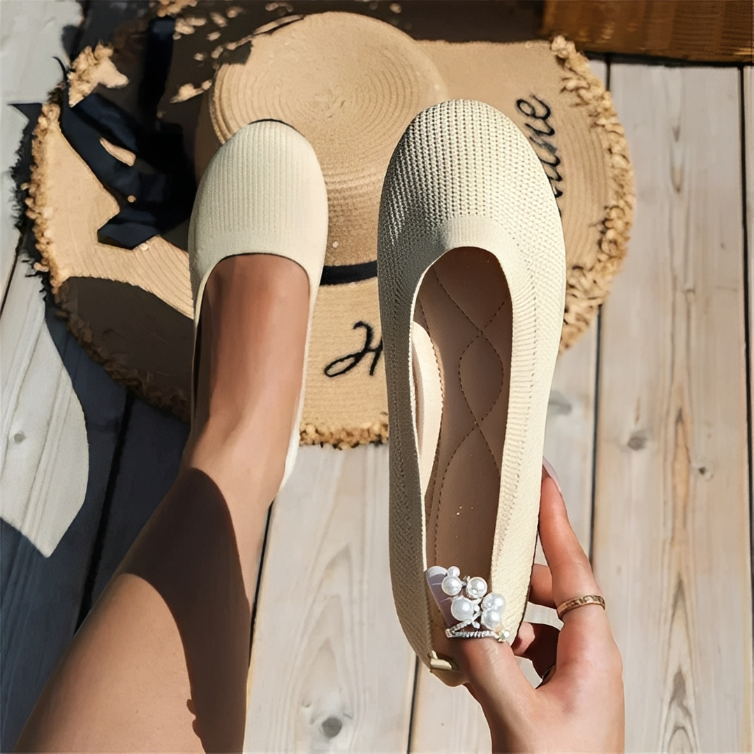 Sapatos femininos slip-on Lerajane, confortáveis e elegantes para o verão e dia a dia.