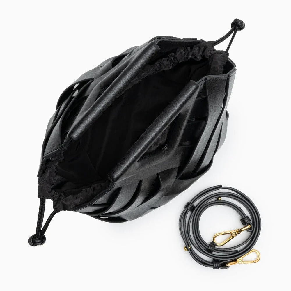 Bolsa Giulietta de couro genuíno, um clássico da moda feminina, sinônimo de elegância e praticidade.