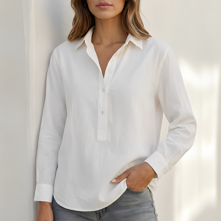 Camisa feminina elegante de verão com gola V e punhos, ideal para estilo casual ou formal. Roupa de mulher versátil.