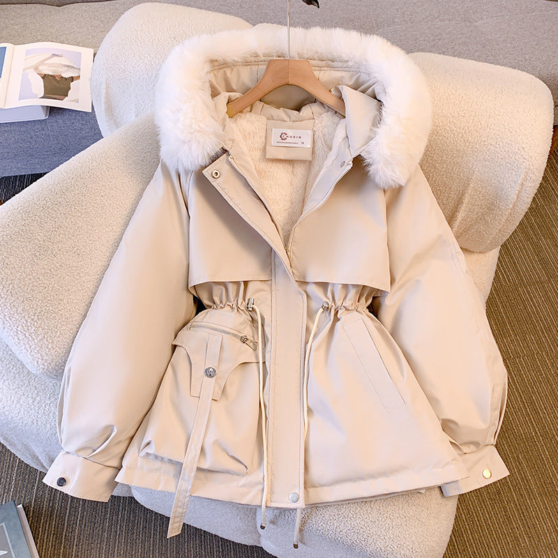 Casaco feminino Rosy elegante para o inverno. Jaqueta quente, moda feminina casual chic para o frio.