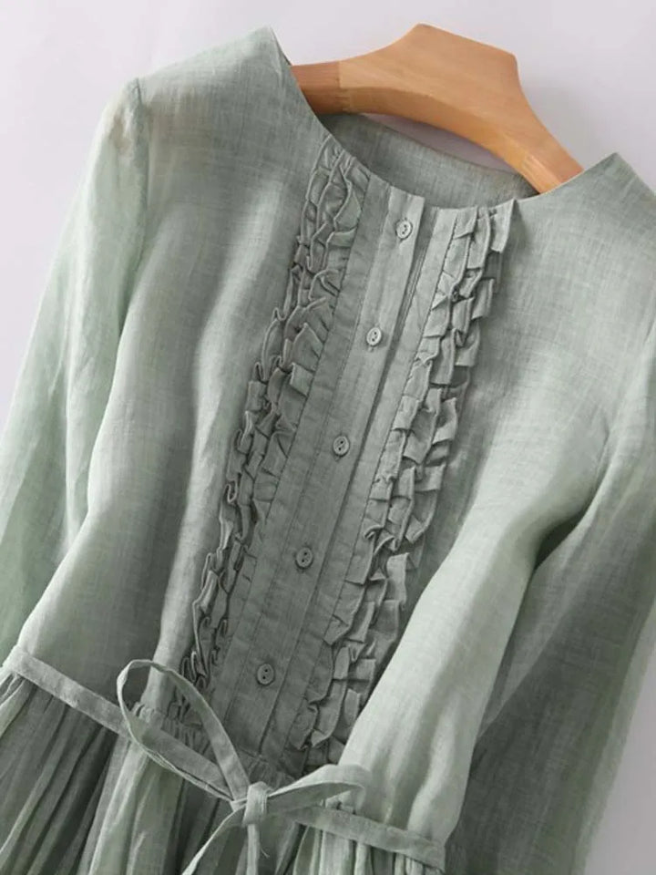 Mini vestido feminino vintage Arya, ideal para o verão, com um visual elegante e em tendência.
