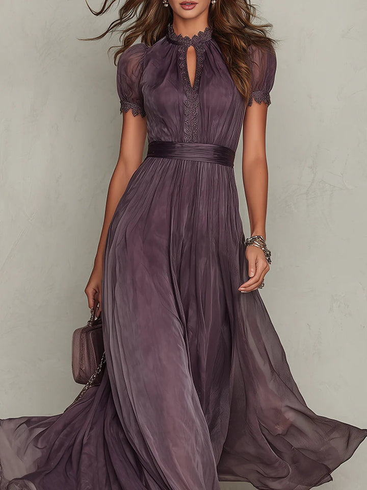 Vestido longo violeta feminino, decote chave elegante. Ideal para festas, verão e moda primavera sofisticada.