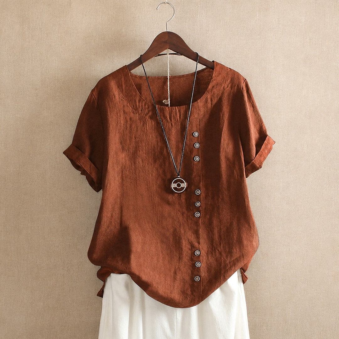 Blusa feminina Julianny de verão, com botões e manga curta, elegante e casual. Ideal para múltiplas ocasiões.