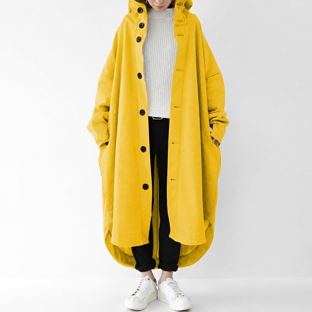 Agasalho mulher longo e solto, ideal para o inverno, oferece conforto e um estilo casual na moda feminina.