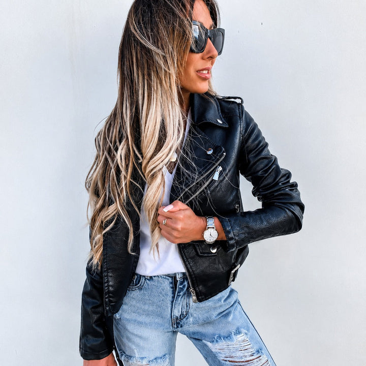 Jaqueta feminina clássica preta com zíper, estilo moderno e versátil para outono/inverno.