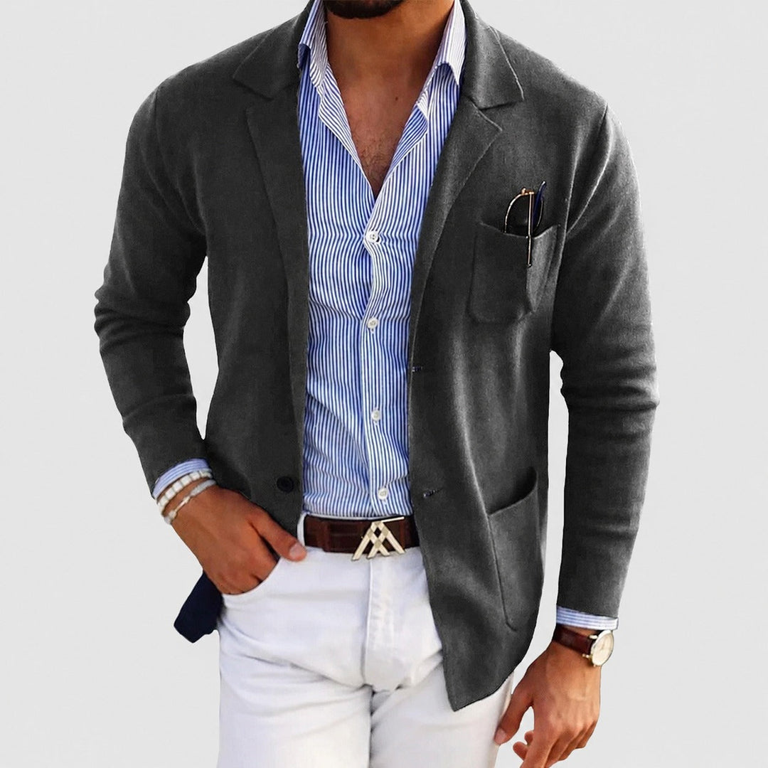 Look completo com blazer masculino casual slim-fit, destacando estilo outono inverno e conforto.