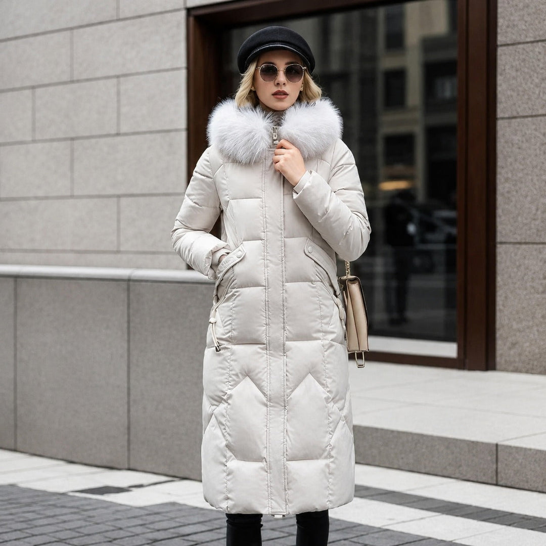 Casaco feminino com capuz estilo italiano, elegante e quente para inverno. Roupa exterior fashion e comfy.