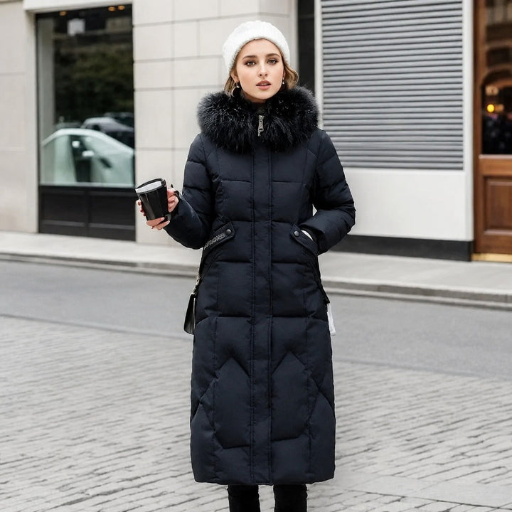 Jaqueta feminina de inverno com capuz, design elegante e toque italiano. Ideal para frio e moda feminina.