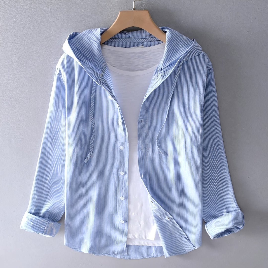 Blusa de moletom feminina casual com capuz. Leve e estilosa para diversas ocasiões no verão.