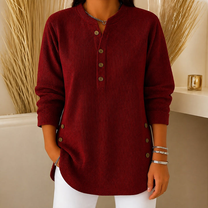 Suéter feminino de botões, peça versátil para compor looks casuais e elegantes no dia a dia.