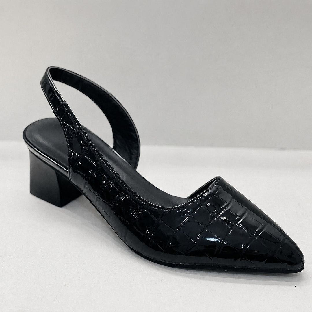Saltos femininos slingback confortáveis, ideais para o dia a dia ou eventos especiais no verão. Sapatos elegantes.