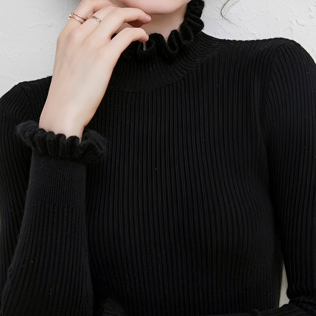 Suéter feminino aconchegante de gola alta para o inverno. Peça chave para um look elegante e casual.