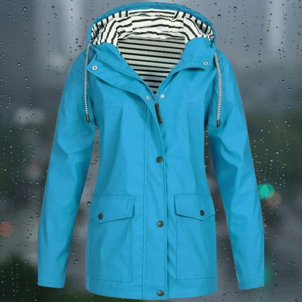 Casaco feminino corta-vento com capuz, proteção e calor para dias frios.