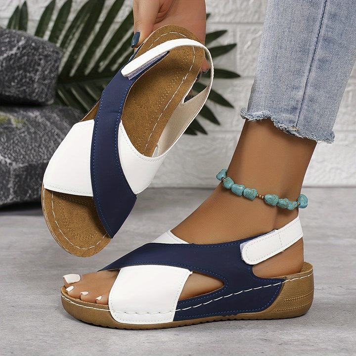 Sandália feminina ortopédica Cydney para conforto diário, suporte aos pés, perfeita para o verão.