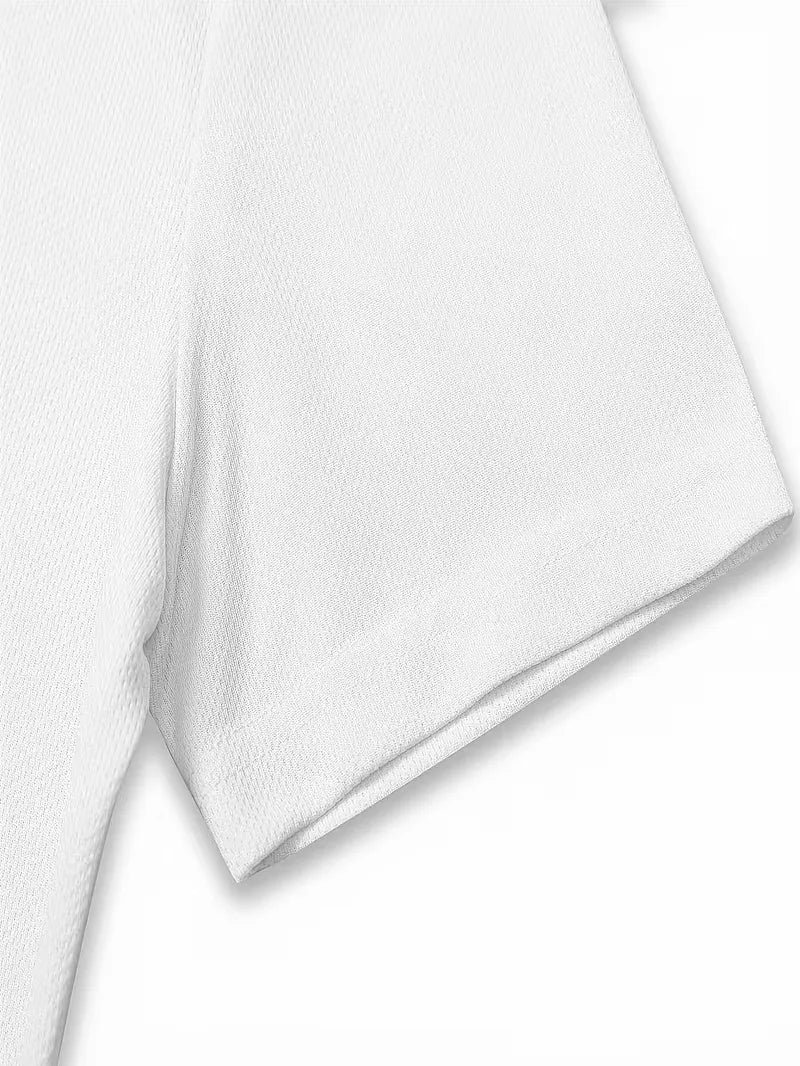 Conjunto de polo e calção para homem. Ideal para um verão masculino confortável.