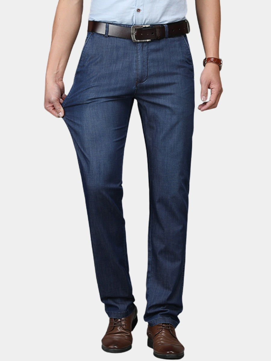 Calças de ganga masculinas de corte reto, cintura alta, essenciais para um estilo casual e confortável.