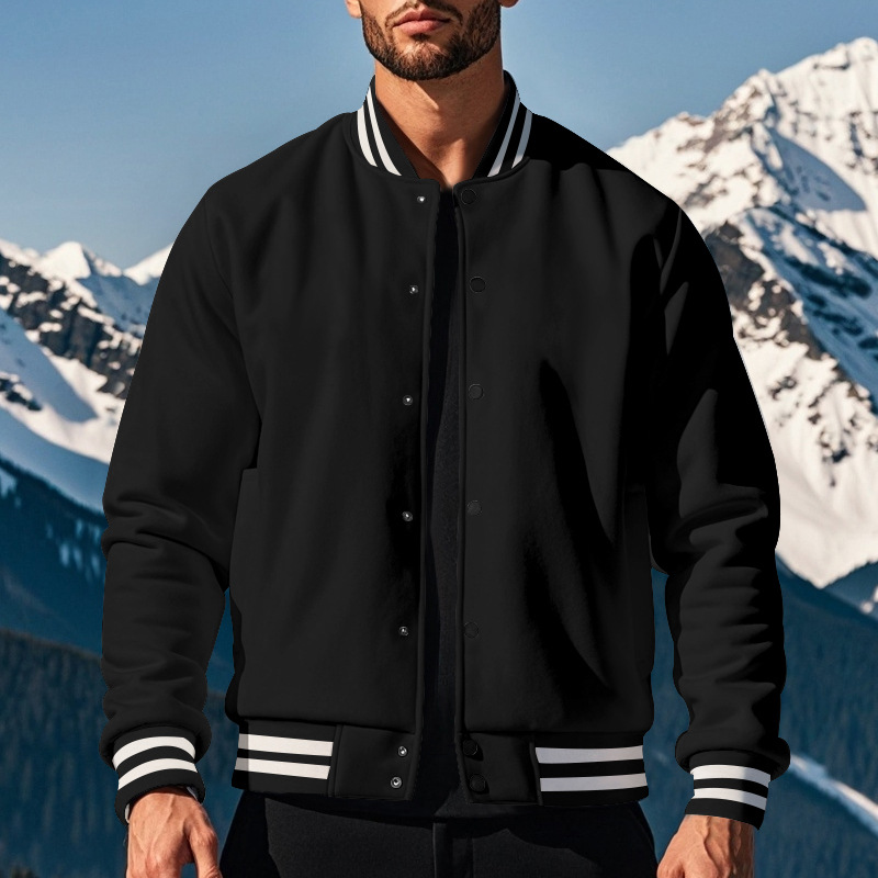 Casaco varsity masculino acolchoado preto, ideal para o inverno, com estilo casual e conforto térmico.