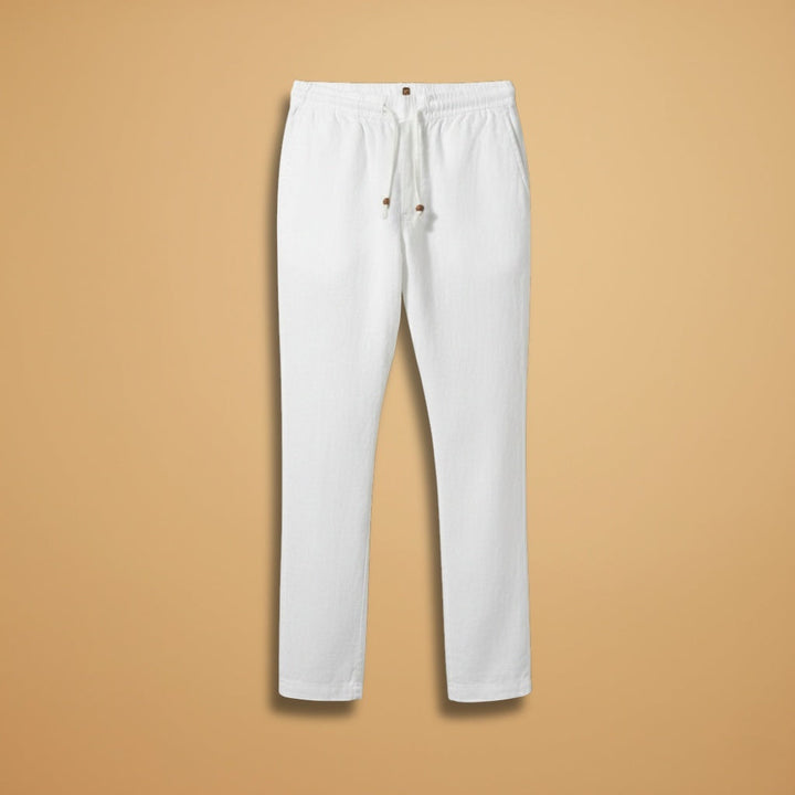 Calças chino slim para homem com cordão, oferecendo conforto e estilo casual versátil para o verão.