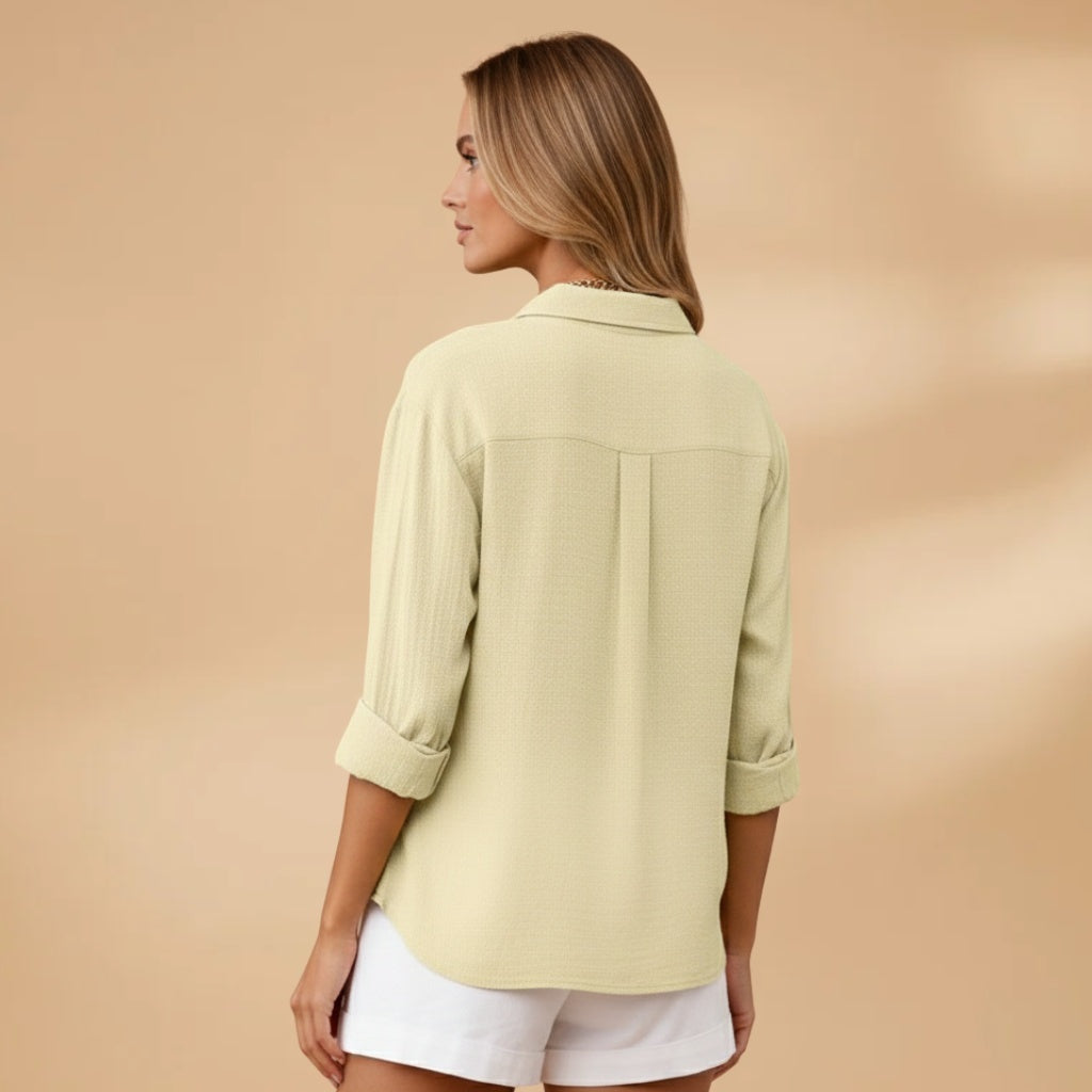 Camisa de linho feminina com botões frontais, manga comprida, estilo casual e versátil, para qualquer ocasião.