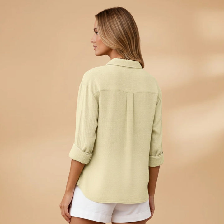 Camisa de linho feminina com botões frontais, manga comprida, estilo casual e versátil, para qualquer ocasião.