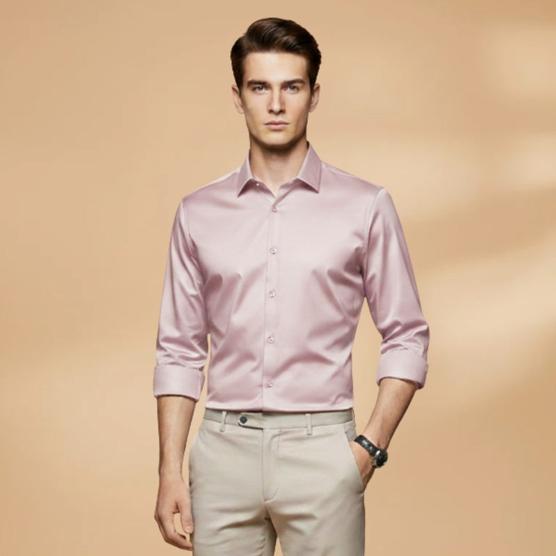 Camisa masculina slim fit de alta qualidade, colarinho clássico e ajuste perfeito, para moda profissional.