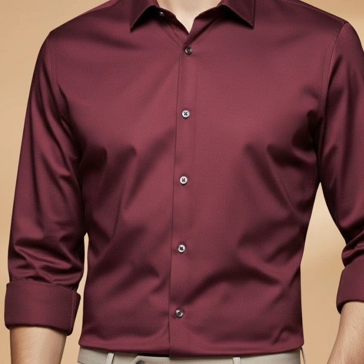 Camisa masculina manga comprida slim fit com colarinho clássico, um toque de elegância e ajuste ideal.