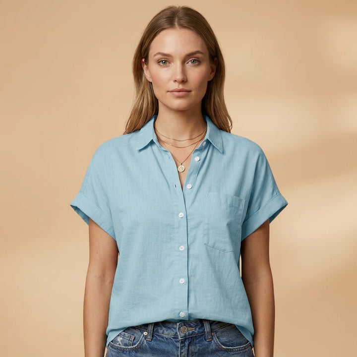 Estilo casual e elegante: camisa feminina de manga curta com bolso para o escritório.