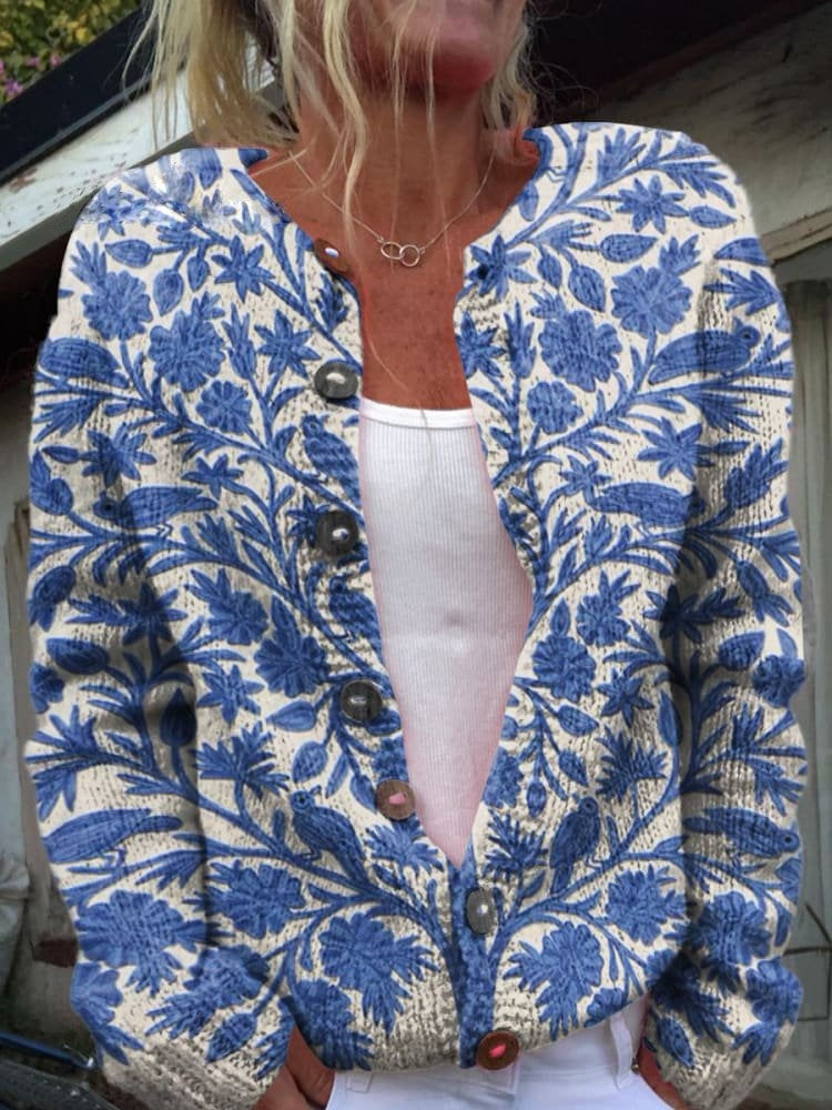 Cardigã feminino floral com botões e manga longa. Estilo e conforto para primavera e outono.