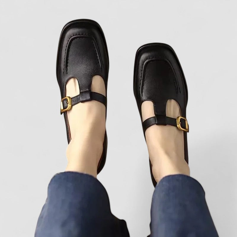 Sapatos Mary Jane mulher T-Strap vintage com bico quadrado. Elegância e conforto em calçado feminino para dia a dia.
