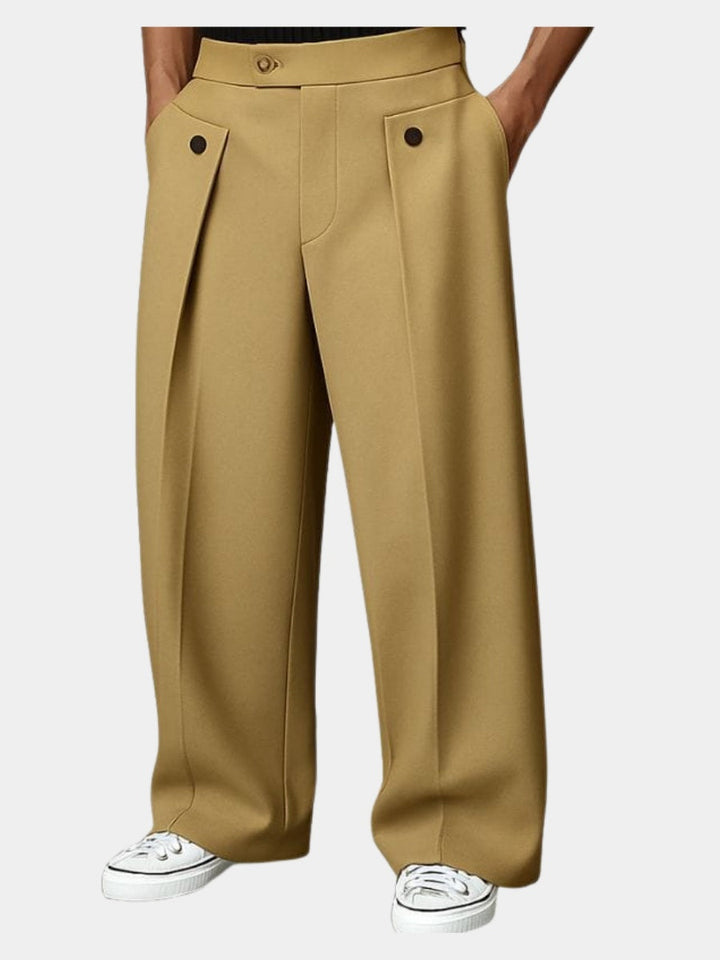 Calças wide leg masculinas com pregas e bolsos laterais, ideal para estilo casual e conforto no dia a dia.