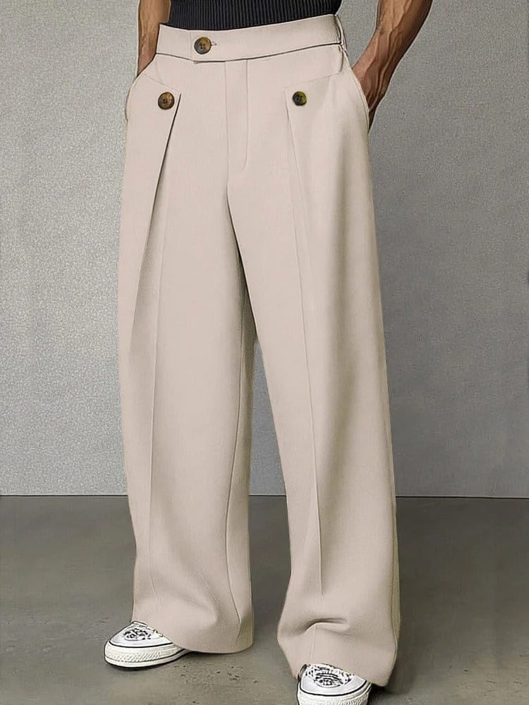 Roupa masculina: Calças wide leg com pregas e bolsos laterais, estilo casual contemporâneo, super confortáveis.