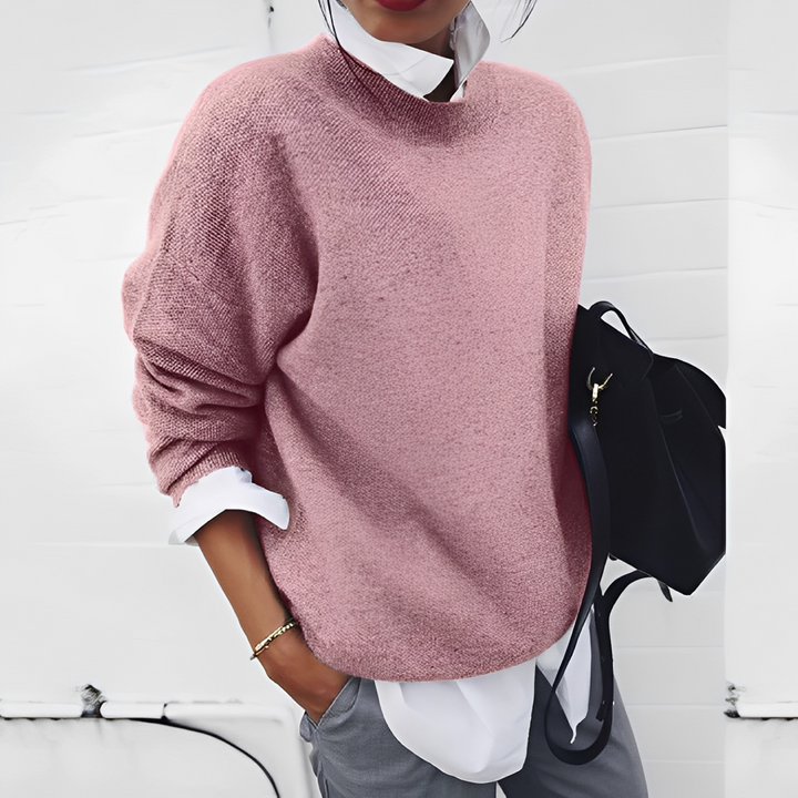 Suéter feminino solto e elegante, ideal para criar looks casuais chiques. Roupa feminina de malha para o inverno.