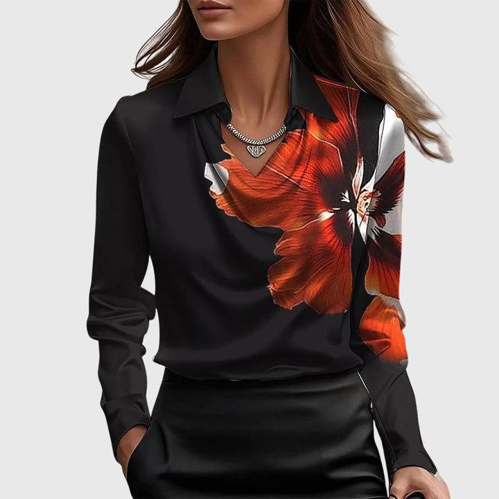Confortável blusa feminina de decote cascata, roupa versátil para o dia a dia e ocasiões.