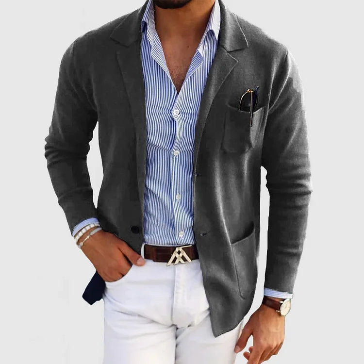 Blazer elegante masculino, disponível em várias cores, peça essencial para moda.