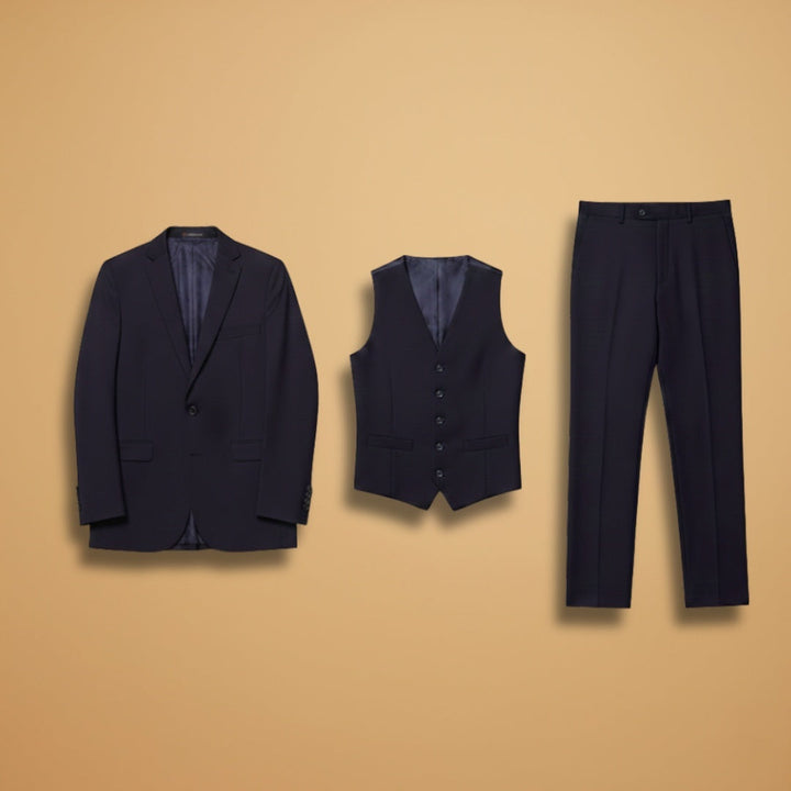 Fato 3 peças masculino elegante: blazer, colete formal e calças clássicas. Roupa formal perfeita para eventos especiais.