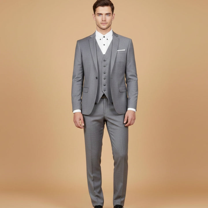 Conjunto de fato formal masculino, ideal para entrevistas, apresentações e ambientes de trabalho.