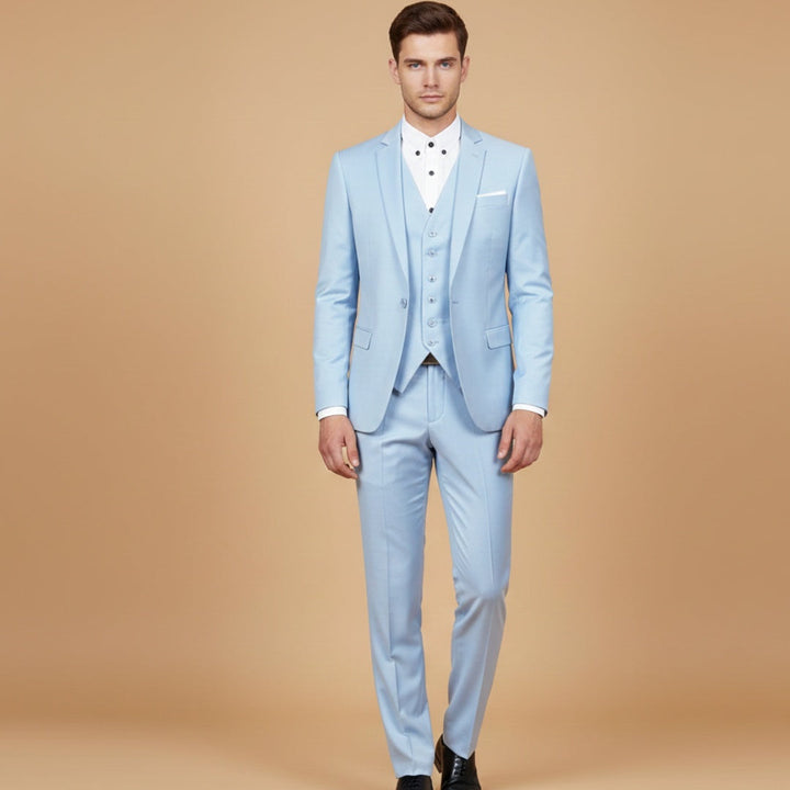 Elegante fato de três peças masculino, leve e confortável, para longas horas em eventos.